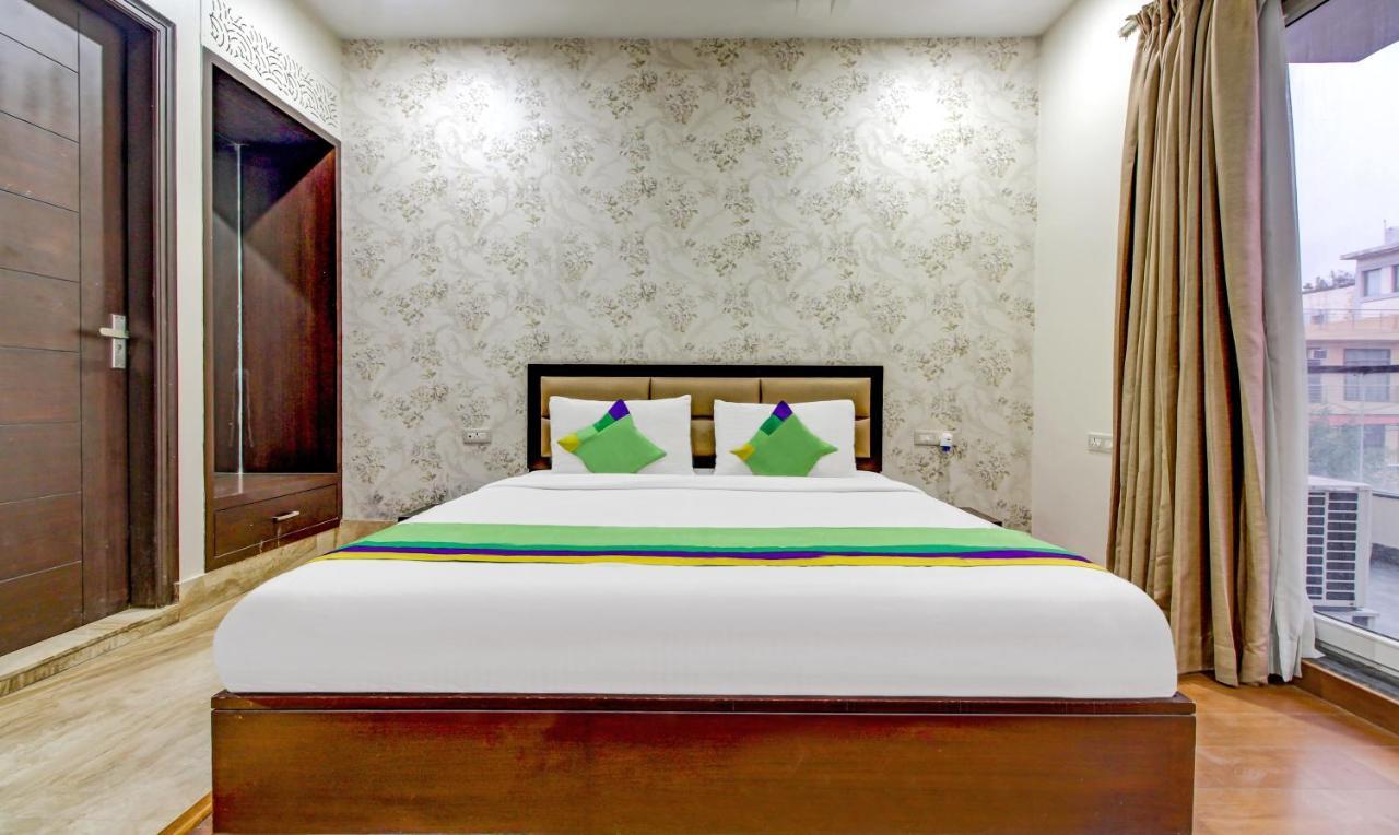 Treebo M2M Residency Sector 46 Hotel Gurgaon Exterior photo